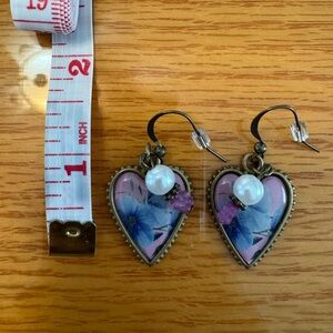 🩷3/$5 Heart Earrings